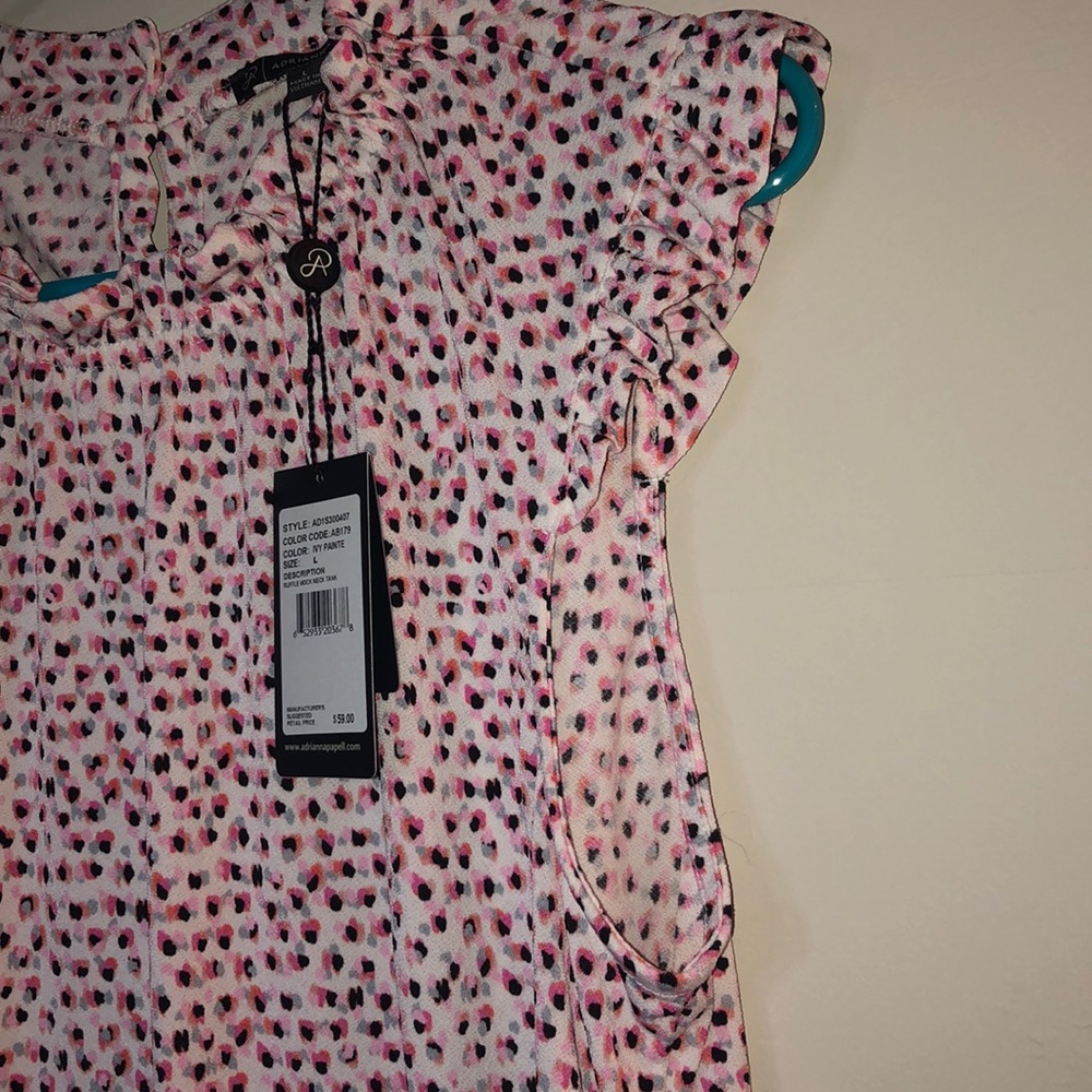 Woman’s Blouse - Picture 3 of 5
